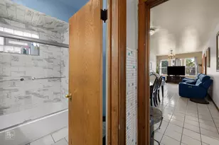 2136 W 23rd St, Chicago, IL 60608 - Photo 18