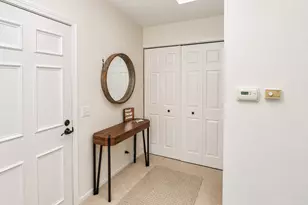 480 Green Bridge Ln, Prospect Heights, IL 60070 - Photo 2