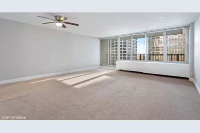 400 E Randolph Street #1123, Chicago, IL 60601 - Photo 2