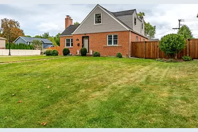 301 W Lonnquist Boulevard, Mount Prospect, IL 60056 - Photo 34