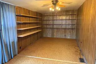 128 N Mason Ave, Amboy, IL 61310 - Photo 10