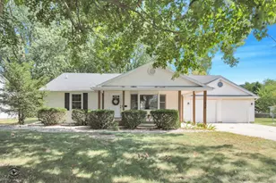 830 W River St, Bourbonnais, IL 60914 - Photo 1