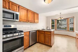 2540 Juricic Dr, Crest Hill, IL 60403 - Photo 10