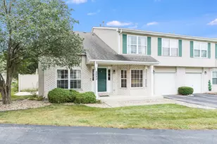 2540 Juricic Dr, Crest Hill, IL 60403 - Photo 2