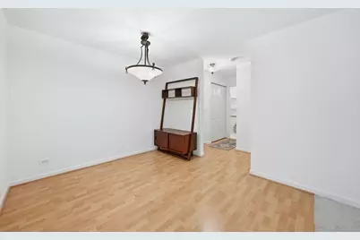 5740 Concord Lane #13, Clarendon Hills, IL 60514 - Photo 8