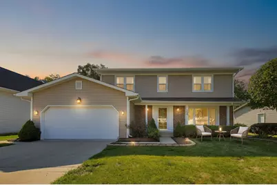 720 Dunhill Drive, Buffalo Grove, IL 60089 - Photo 1