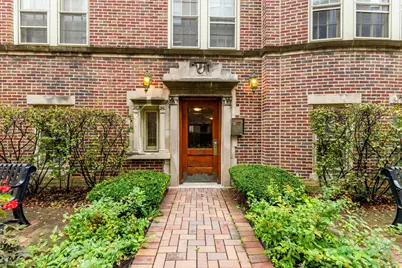 1120 Washington Boulevard #3B, Oak Park, IL 60302 - Photo 2