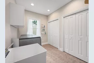 217 S Summit Street, Wheaton, IL 60187 - Photo 20