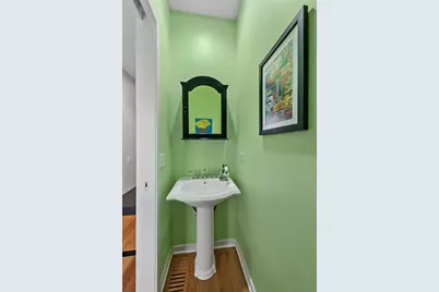 1889 Maple Avenue #E2, Evanston, IL 60201 - Photo 12