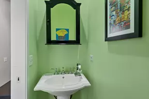 1889 Maple Ave, Evanston, IL 60201 - Photo 12