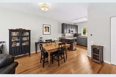 1889 Maple Avenue #E2, Evanston, IL 60201 - Photo 8