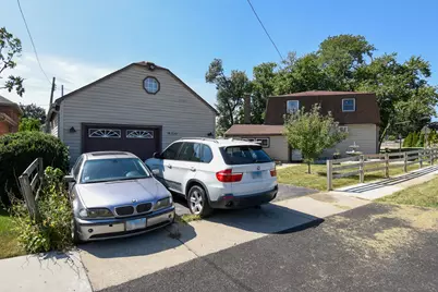 8145 State Road, Burbank, IL 60459 - Photo 28