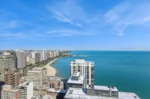 260 E Chestnut St, Chicago, IL 60611 - Photo 22
