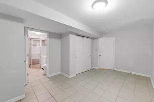 1425 E 68th St, Chicago, IL 60637 - Photo 22