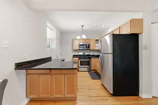 1425 E 68th St, Chicago, IL 60637 - Photo 12