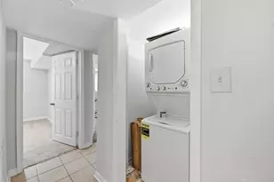 1425 E 68th St, Chicago, IL 60637 - Photo 20