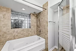 1425 E 68th St, Chicago, IL 60637 - Photo 24