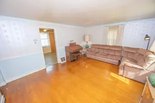 1613 Glenwood Ave, Joliet, IL 60435 - Photo 2