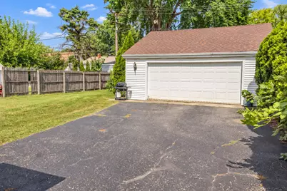1613 Glenwood Avenue, Joliet, IL 60435 - Photo 14
