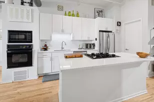 130 S Canal St, Chicago, IL 60606 - Photo 10