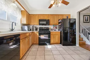 526 N Edgewood Ave, Lombard, IL 60148 - Photo 4