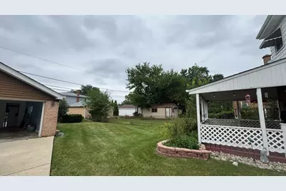 1934 Norfolk Avenue, Westchester, IL 60154 - Photo 42