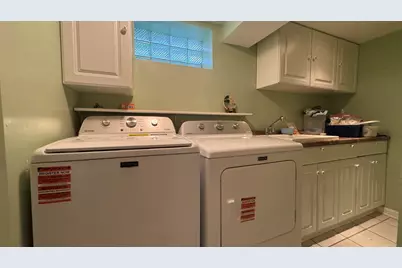 1934 Norfolk Avenue, Westchester, IL 60154 - Photo 36