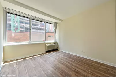 211 E Ohio Street #716, Chicago, IL 60611 - Photo 12