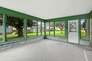 340 James Ave, Mundelein, IL 60060 - Photo 18