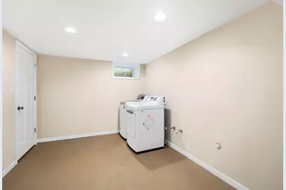 340 James Avenue, Mundelein, IL 60060 - Photo 24