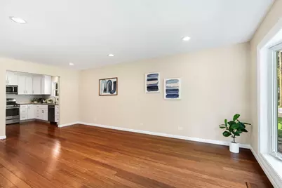 340 James Avenue, Mundelein, IL 60060 - Photo 8