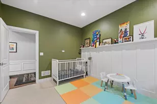 3013 N California Ave, Chicago, IL 60618 - Photo 10