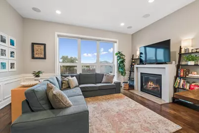 3013 N California Avenue #3N, Chicago, IL 60618 - Photo 2