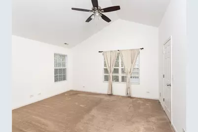 2534 Evergreen Circle, McHenry, IL 60050 - Photo 10