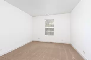 2534 Evergreen Cir, McHenry, IL 60050 - Photo 14