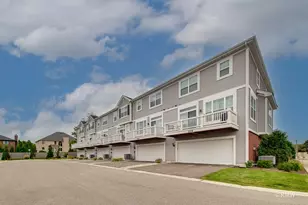 230 Timberleaf Cir, Roselle, IL 60172 - Photo 26