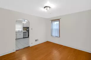 3915 W 104th St, Chicago, IL 60655 - Photo 8