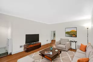 3915 W 104th St, Chicago, IL 60655 - Photo 6