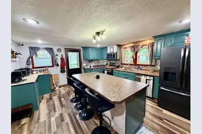 2211 Deets Road, Sterling, IL 61081 - Photo 2