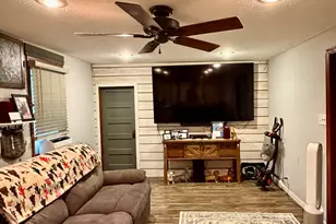 2211 Deets Rd, Sterling, IL 61081 - Photo 6