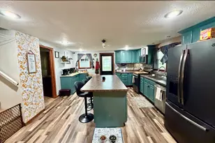 2211 Deets Rd, Sterling, IL 61081 - Photo 4