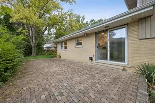 7525 W Manitoba Dr, Palos Heights, IL 60463 - Photo 28