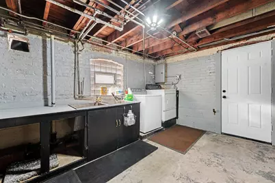 11112 S Avenue C Avenue, Chicago, IL 60617 - Photo 12