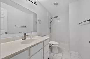 245 Burlington Ave, Clarendon Hills, IL 60514 - Photo 28