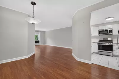 245 Burlington Avenue #201, Clarendon Hills, IL 60514 - Photo 8