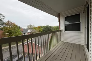 1351 Cunat Ct, Lake in the Hills, IL 60156 - Photo 18