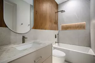1951 W Dickens Ave, Chicago, IL 60614 - Photo 12