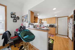 2418 N Western Ave, Chicago, IL 60647 - Photo 12