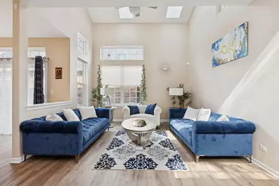 1618 Astor Avenue, Oakbrook Terrace, IL 60181 - Photo 2