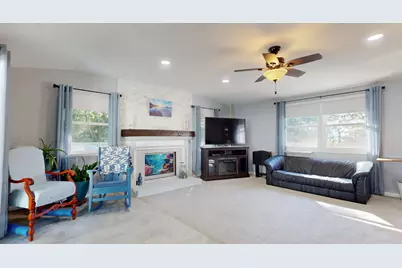 42W701 Star Lane, Sugar Grove, IL 60554 - Photo 6
